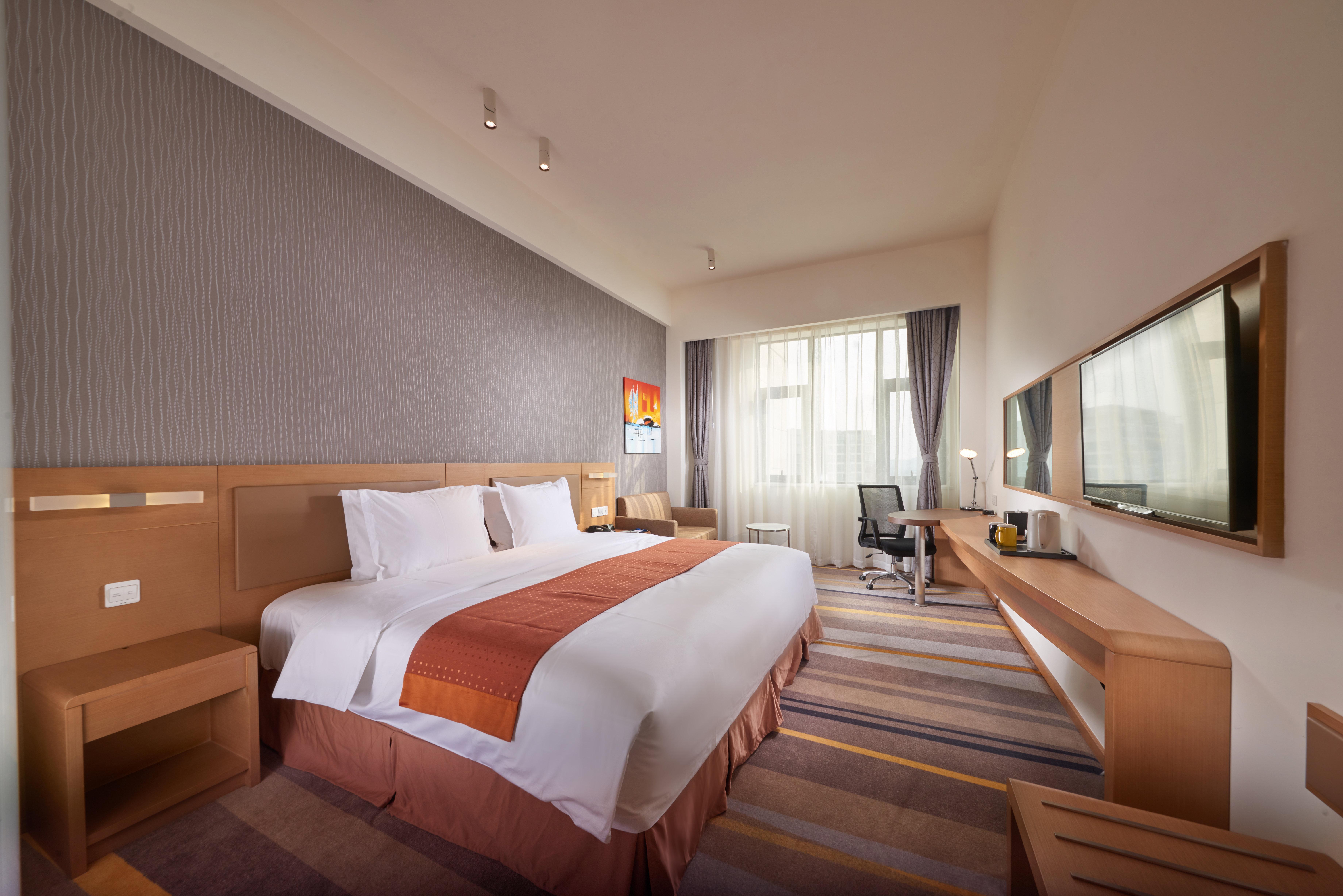 Holiday Inn Express Chengdu Huanhuaxi By Ihg-Near Jinsha Site Musem,Near Wuhou Temple Museum,Welcome Drinks,Free Gym,Free Self-Service Laundry Exterior photo