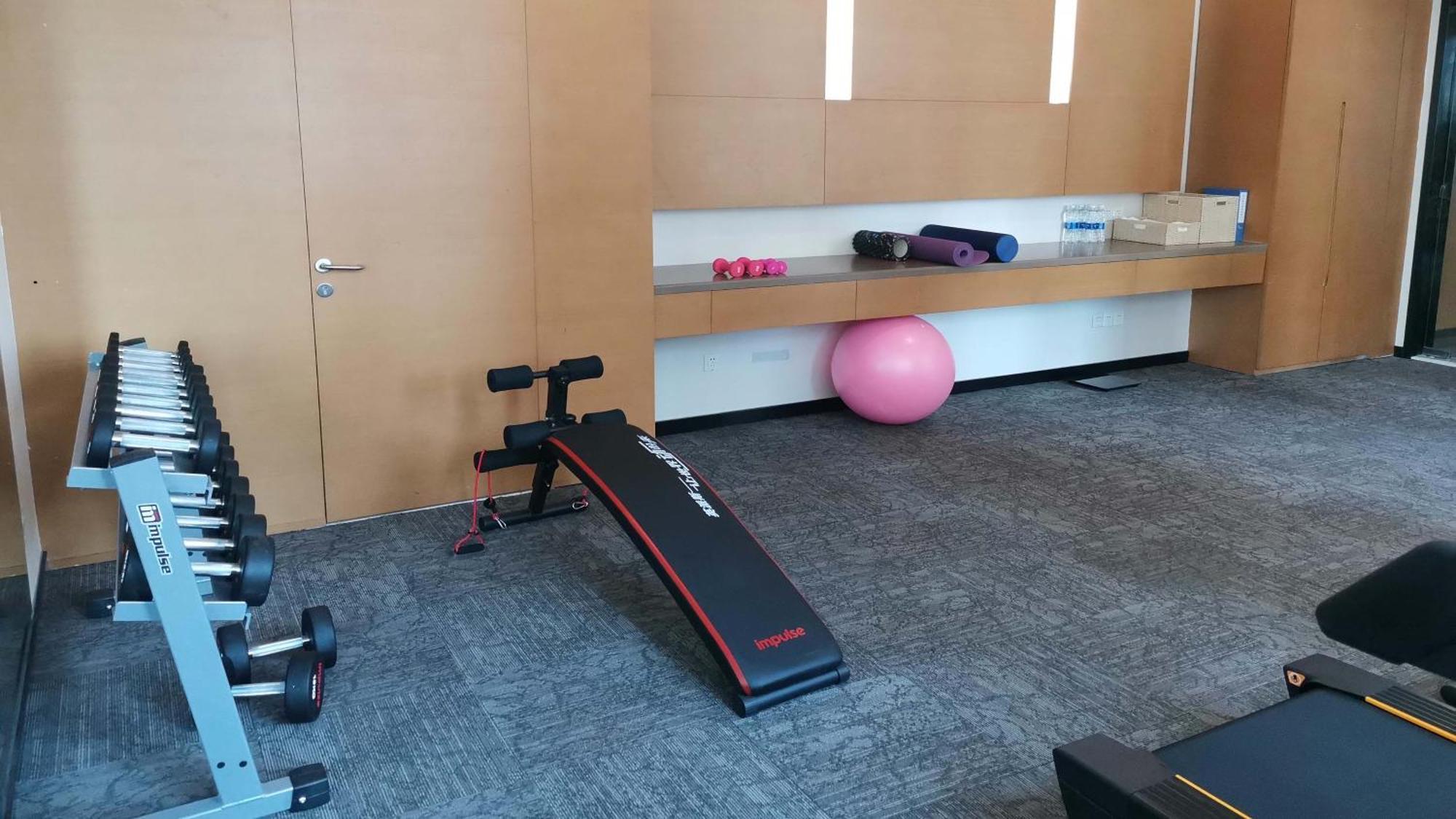 Holiday Inn Express Chengdu Huanhuaxi By Ihg-Near Jinsha Site Musem,Near Wuhou Temple Museum,Welcome Drinks,Free Gym,Free Self-Service Laundry Exterior photo