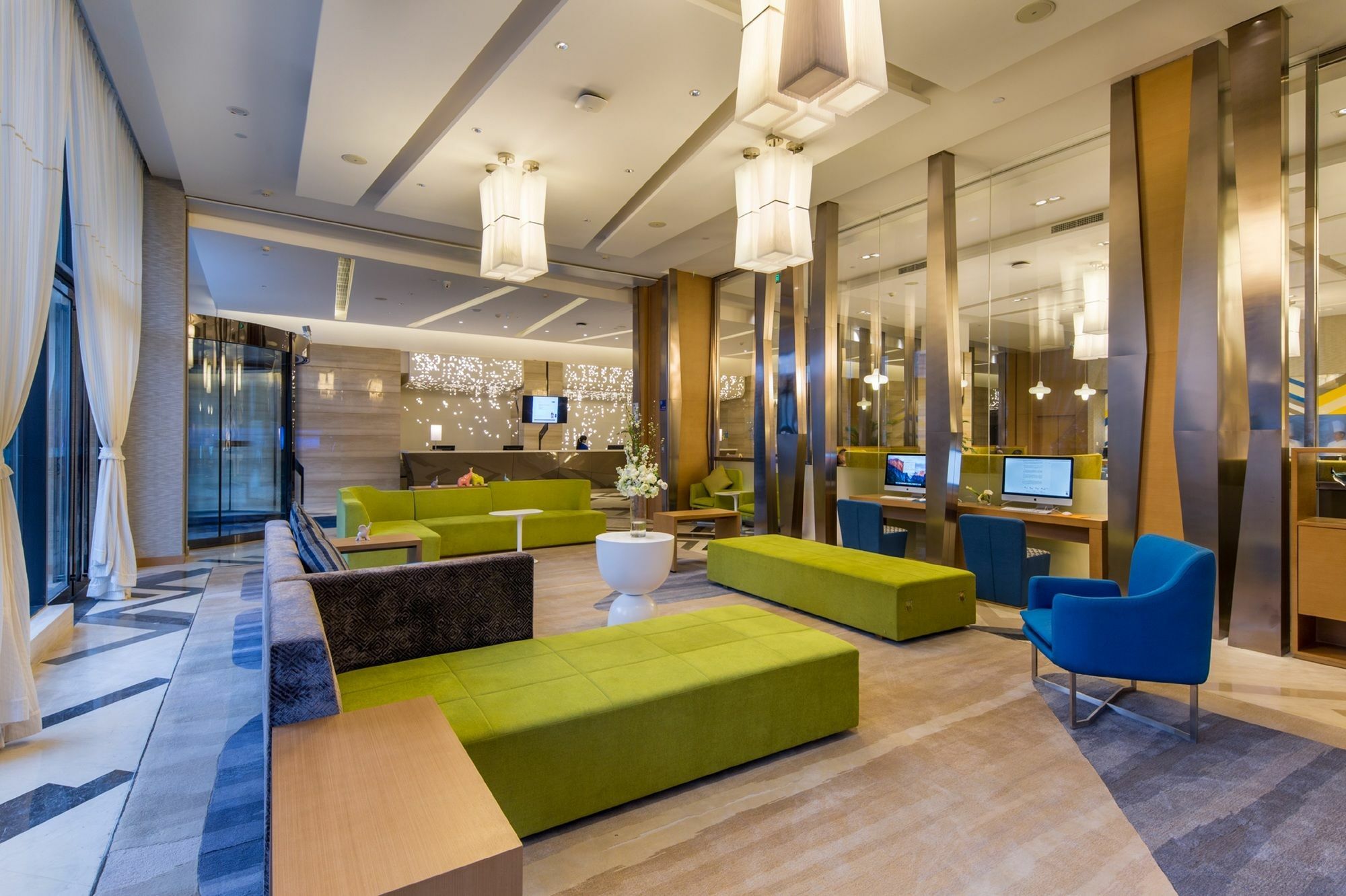 Holiday Inn Express Chengdu Huanhuaxi By Ihg-Near Jinsha Site Musem,Near Wuhou Temple Museum,Welcome Drinks,Free Gym,Free Self-Service Laundry Exterior photo